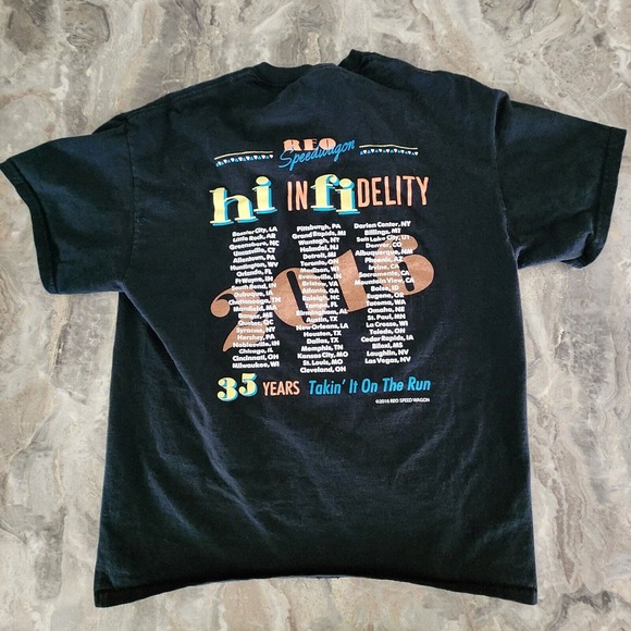 REO Speedwagon T Shirt Sz L Black Concert Tee Hi Infidelity Tour 2011 30 Years - Picture 5 of 5